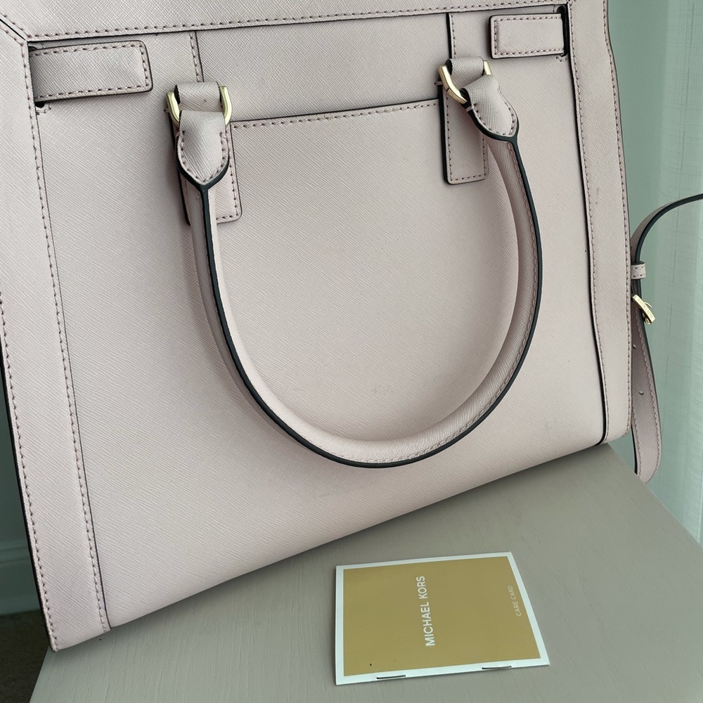 Michael Kors Large Tote Bag - Picture 5 of 12